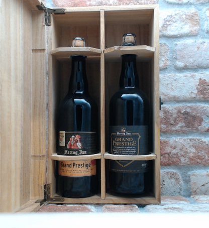 Hertog Jan Grand Prestige 2011 en 2018 incl houten kist 2011 Barleywine - 75 CL